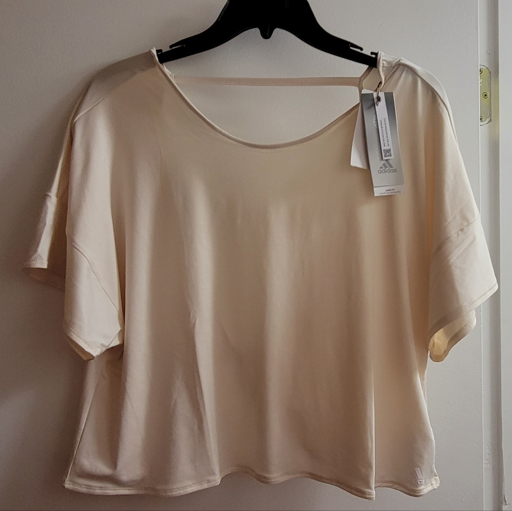 NWT Adidas Primeblue Back HollowOut Round Neck Short Sleeve T-shirt Creamy WHITE - Picture 3 of 4